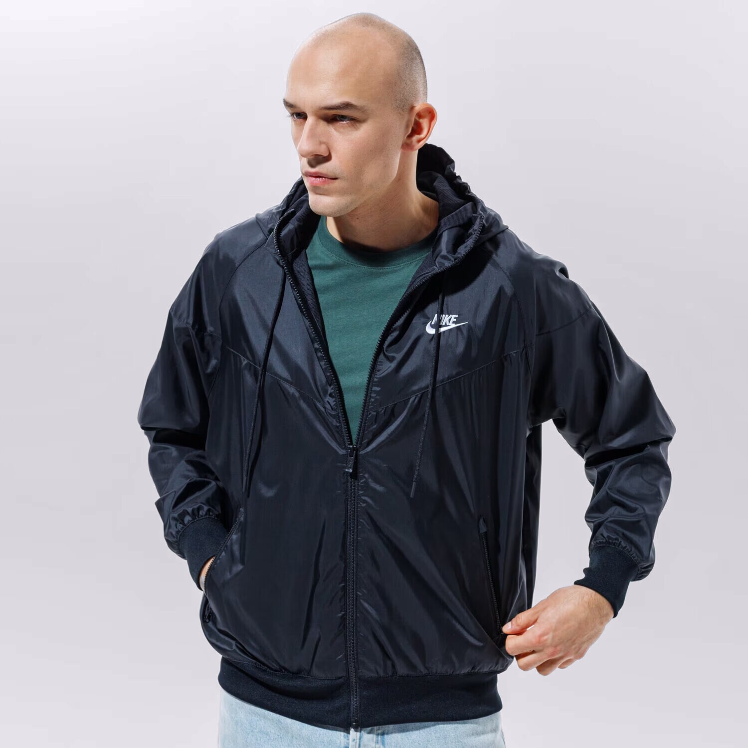 Moška jakna za prehodni čas NIKE JAKNA SPORTSWEAR HERITAGE DA0001-010 črna