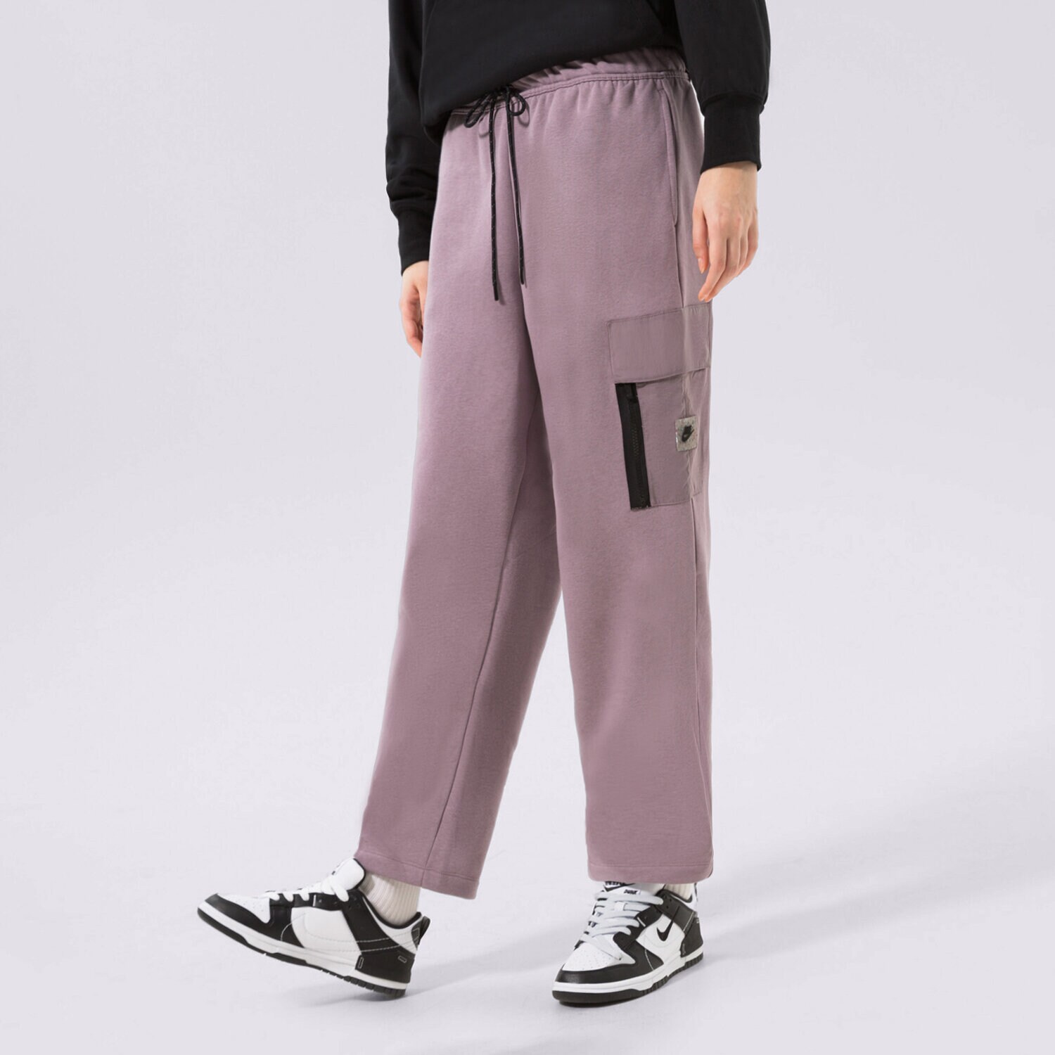 Ženske hlače NIKE HLAČE W NSW CARGO FLC PANT SU DX2323-531 vijolična