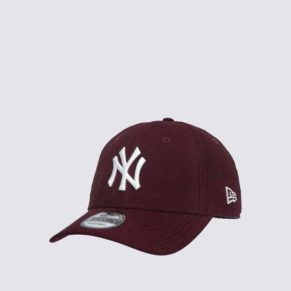 Moška kapa s strešico NEW ERA KAPA DIAMOND ERA 940 NYY MRN NEW YORK YANKEES MRNWHI 12523905 bordo