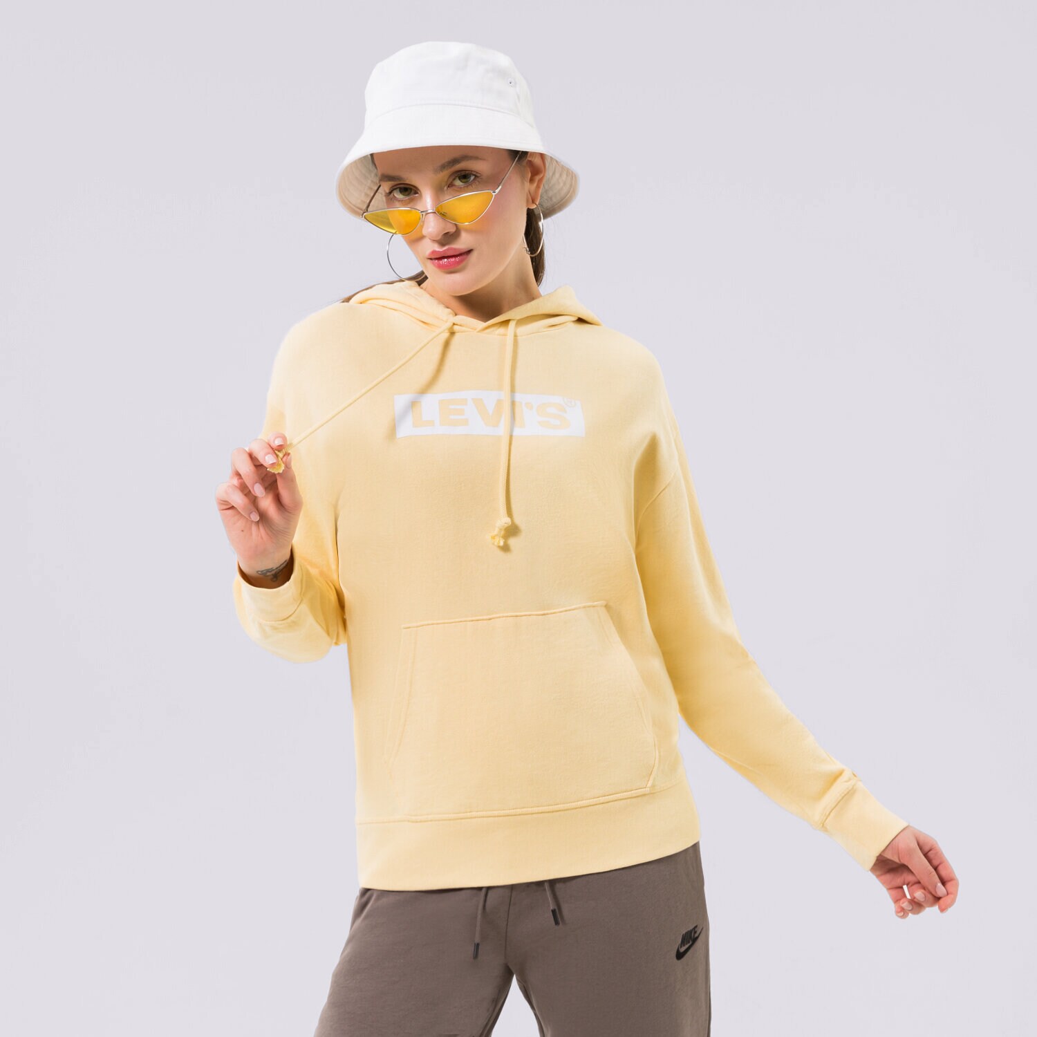 Ženski pulover LEVI'S JOPICA S KAPUCO GRAPHIC STANDARD HOODIE 18487-0180 bež