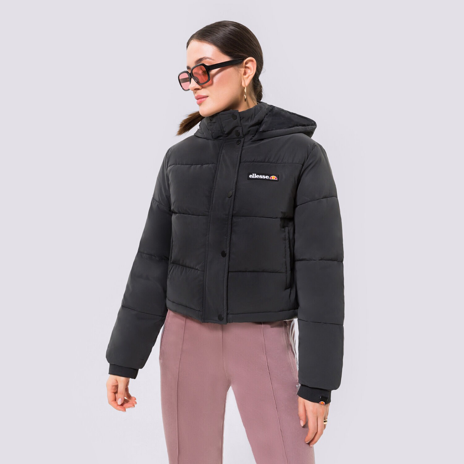 Ženska zimska jakna ELLESSE JAKNA PUHASTA MONOLIS PADDED JACKET BLK SGK09611011 črna