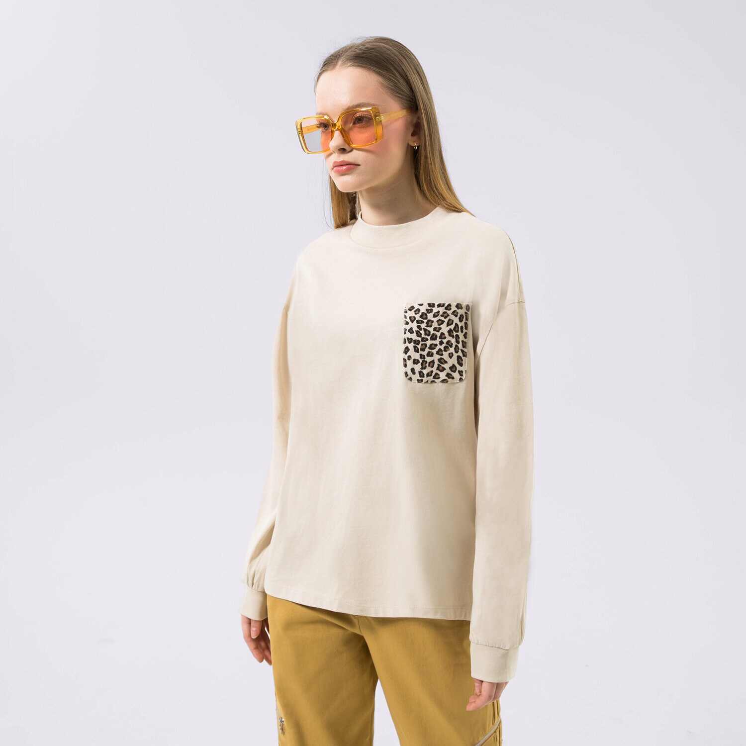 Ženska majica s kratkimi rokavi VANS T-SHIRT LS ANIMAL MIX LS TEE OATMEAL VN00044F2N1 bež