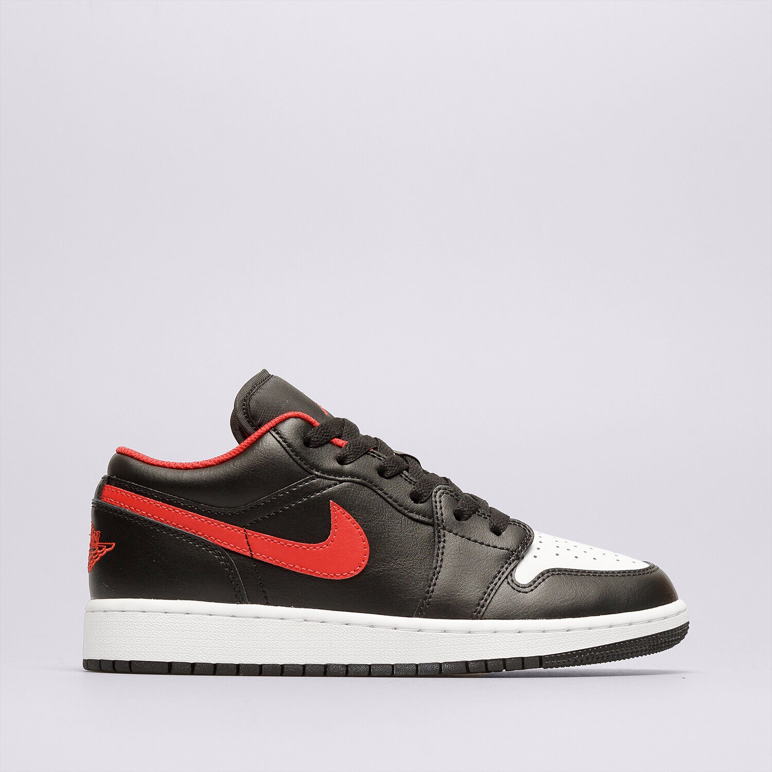 Otroški superge AIR JORDAN 1 LOW BG  553560-063 črna