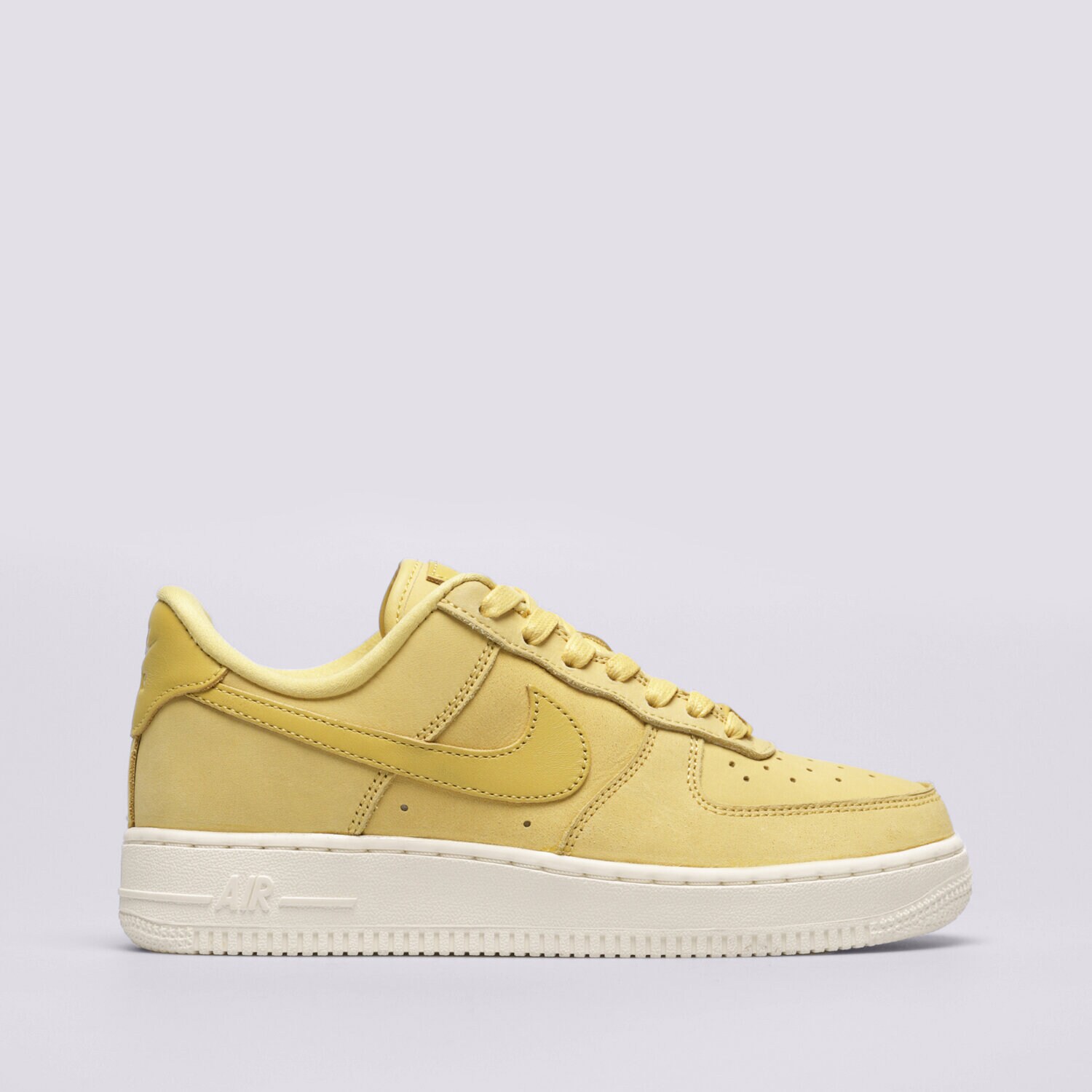 Ženske superge NIKE AIR FORCE 1 '07 PRM DR9503-700 rumena