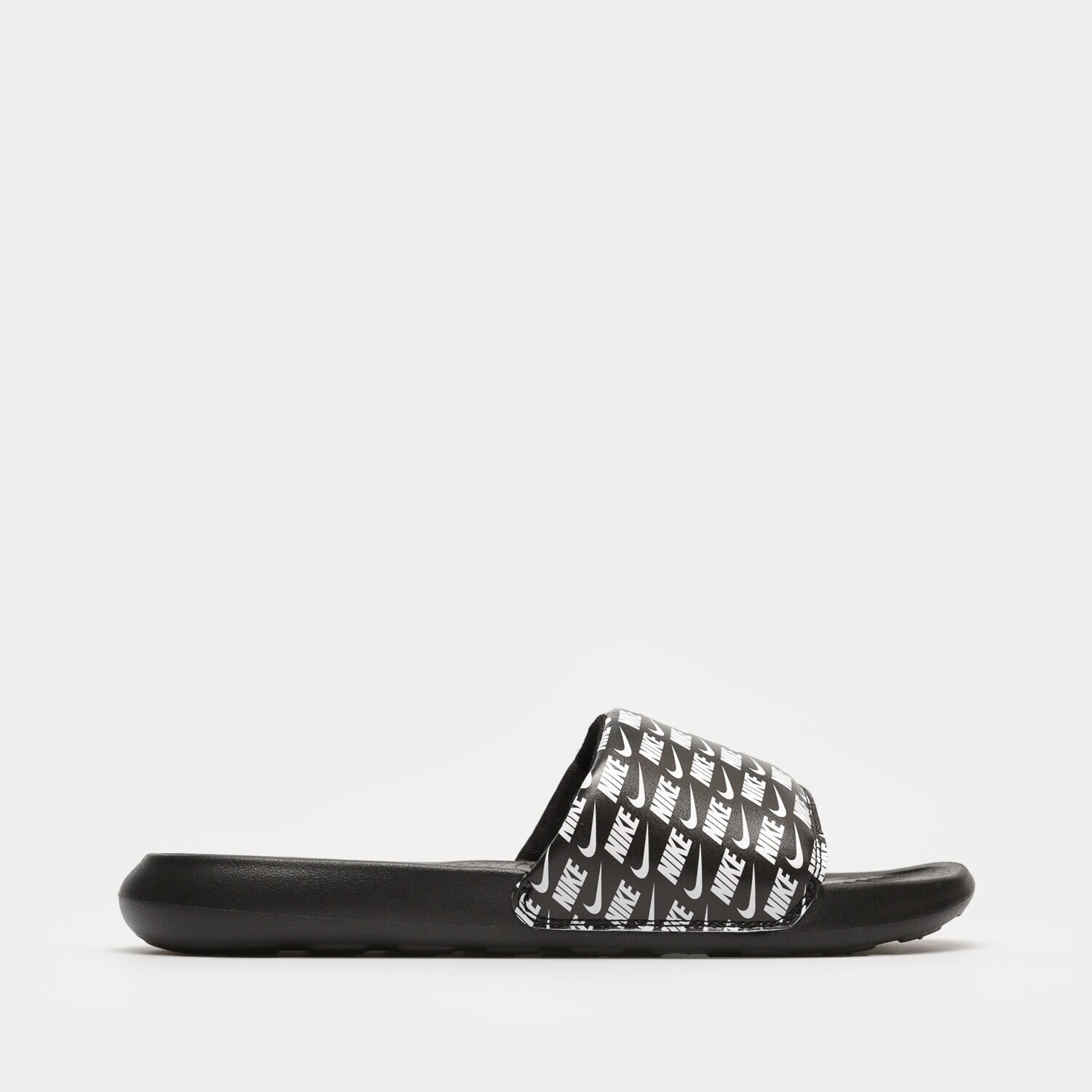 Moški sandali in natikači NIKE VICTORI ONE CN9678-006 črna
