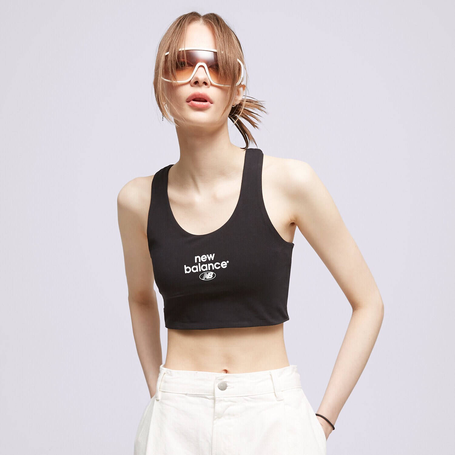 Ženska majica s kratkimi rokavi NEW BALANCE MAJICA ESSENTIALS REIM WB31500BK črna