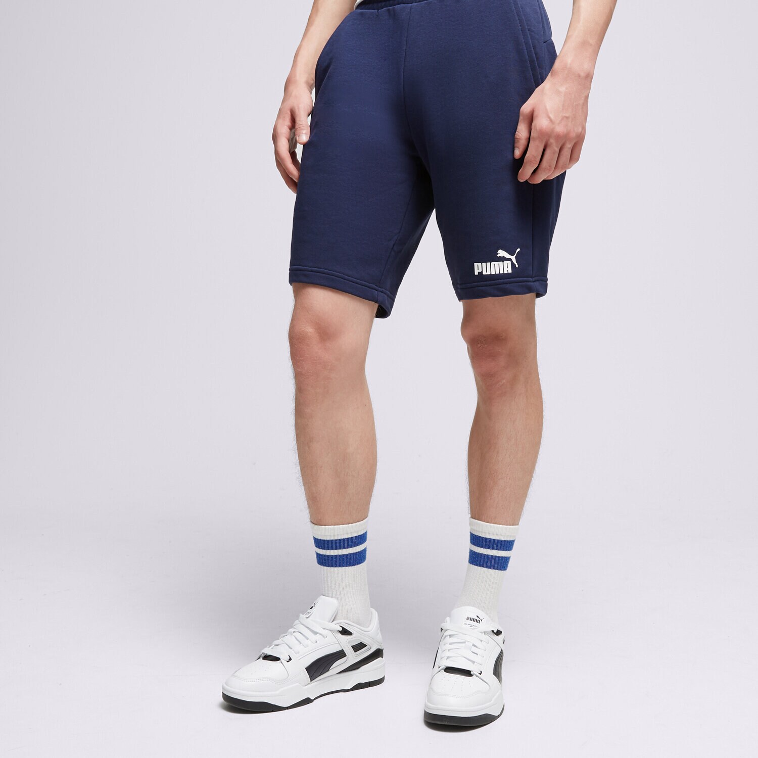 Moški kratke hlače PUMA KRATKE HLAČE ESS SHORTS 10" 58670906 mornarsko modra